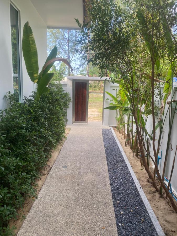 Ahimsa Villas Khao Lak Exterior photo